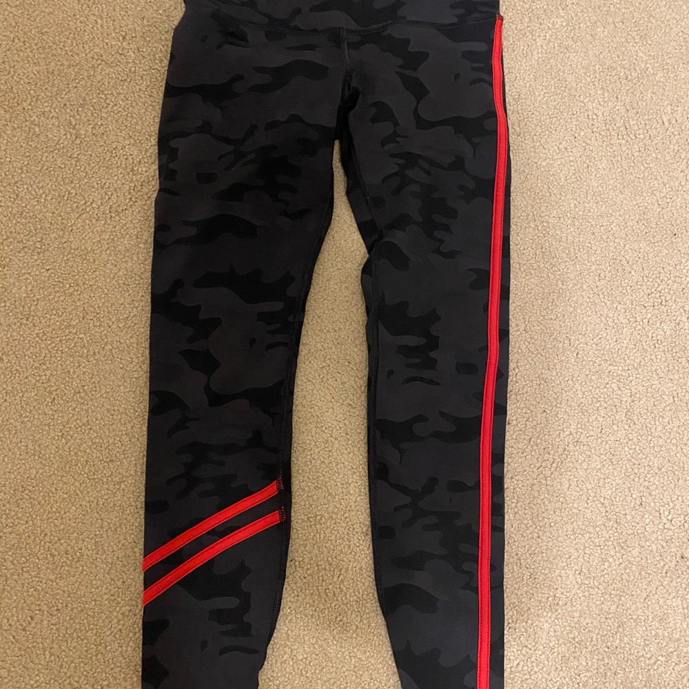 Camo leggings